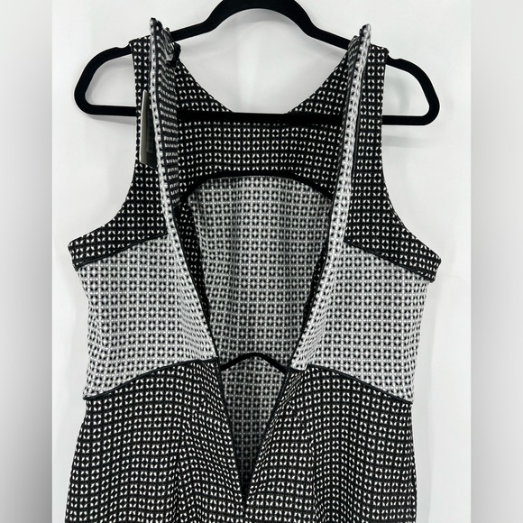🆕 NWT Zac Posen VOGUE Peplum Midi Dress Printed Stretch Zip Black Gray White 14 - Picture 12 of 14